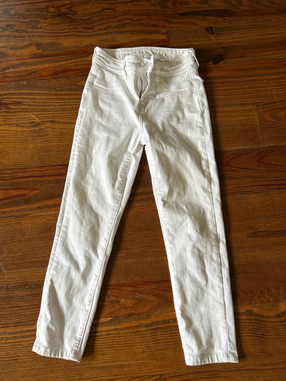 AE Next Level Apparel White Skinny Jeans size 000S  (triple zero)